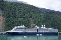 B5A299320241020-Alaska-landscape-Ships